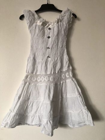 Robe blanche fille (A)
