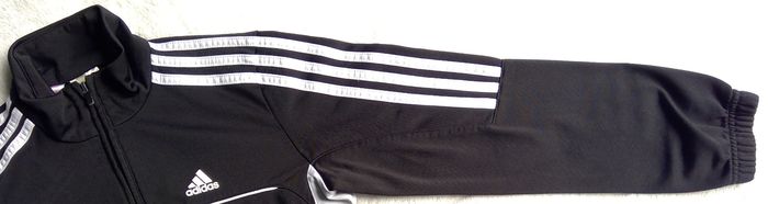 Veste ADIDAS en 10 ans - photo numéro 4