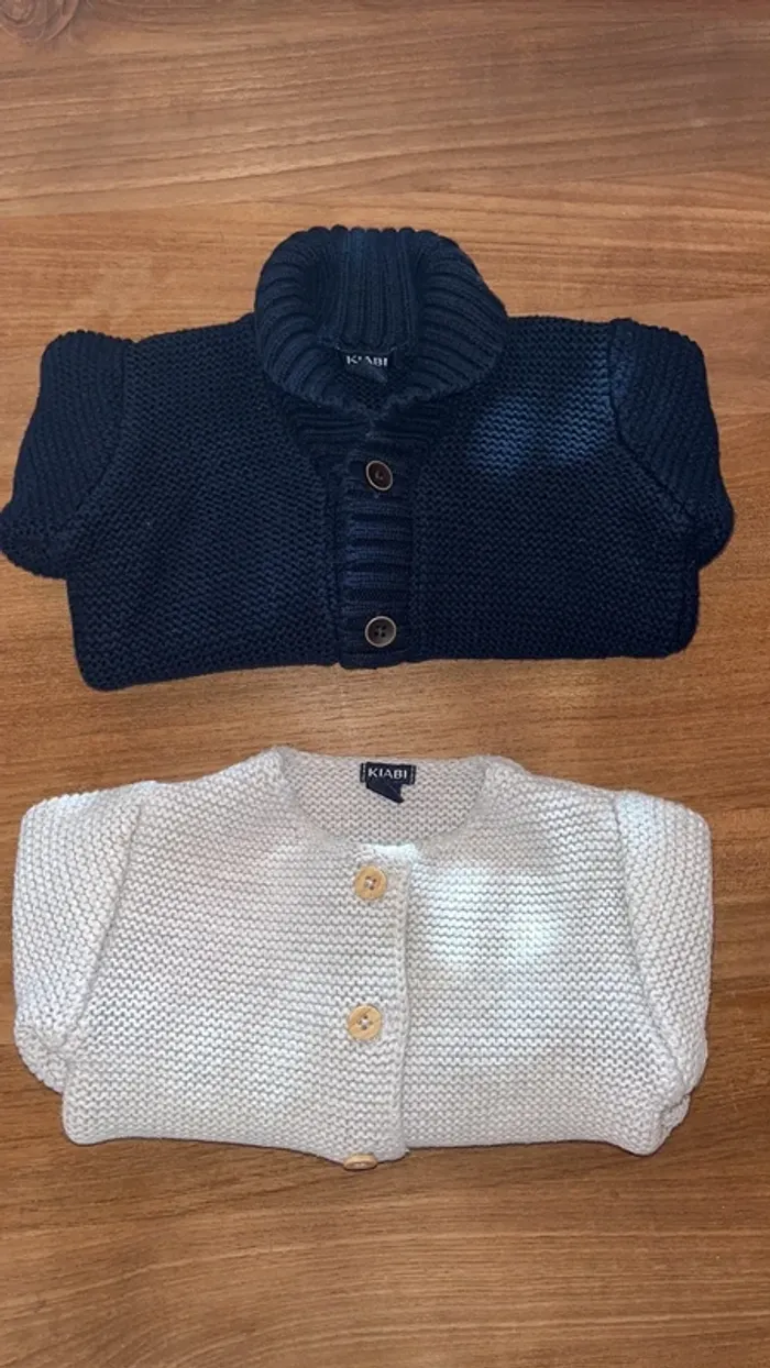 Gilets kiabi 12 mois