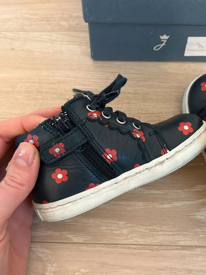 Chaussures fleuries Jacadi taille 20 - photo numéro 4
