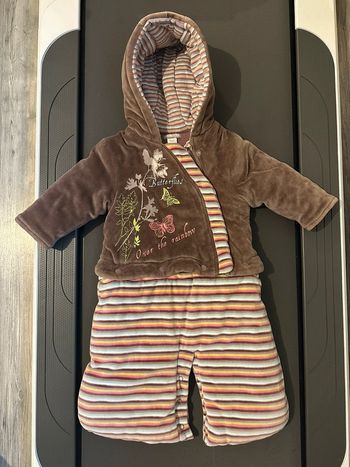 Pilot 3 en 1 marron imprimée à fleurs bébé fille 9 mois Orchestra