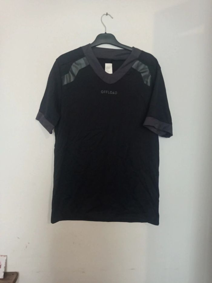 Tee shirt