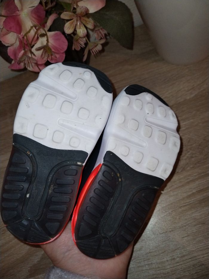 Baskets NIKE - photo numéro 4