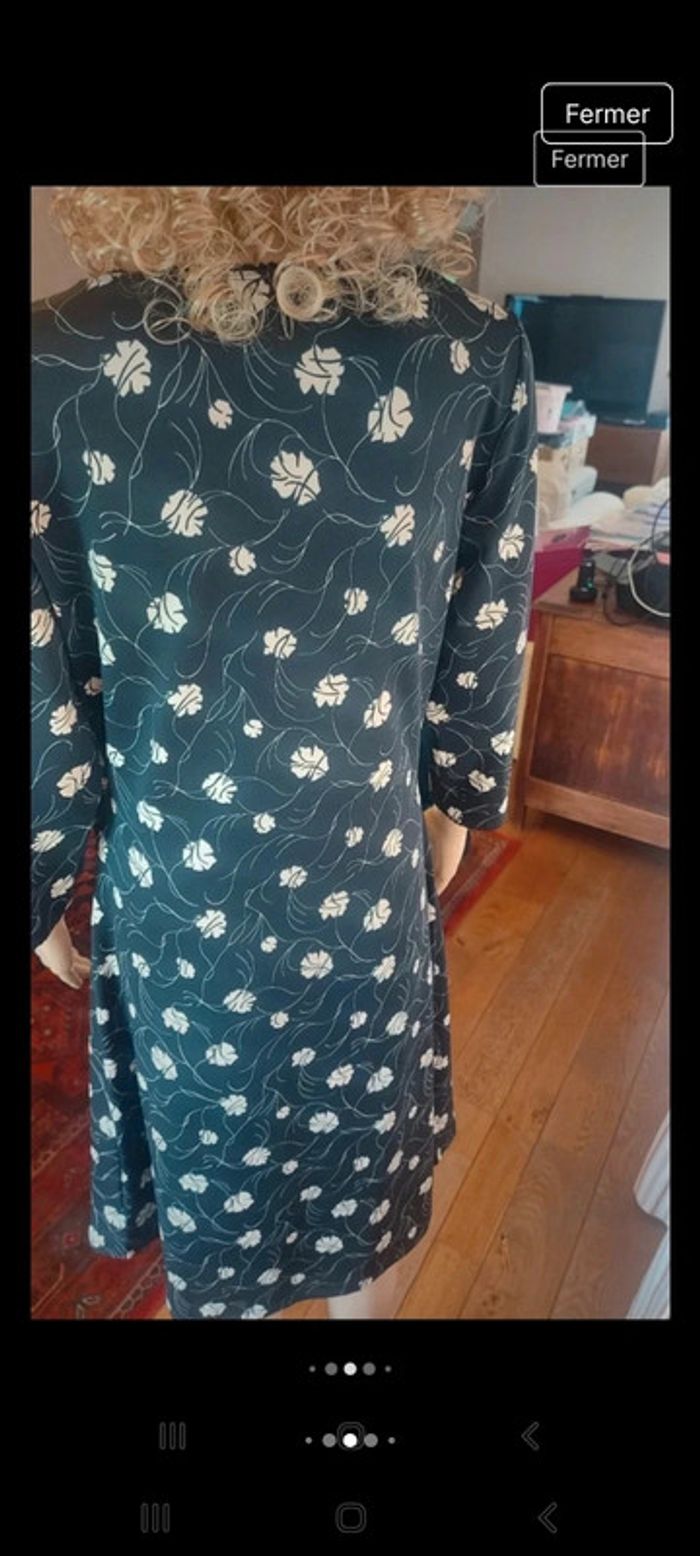 Jolie Robe noire et blanche King Louie taille L - photo numéro 6