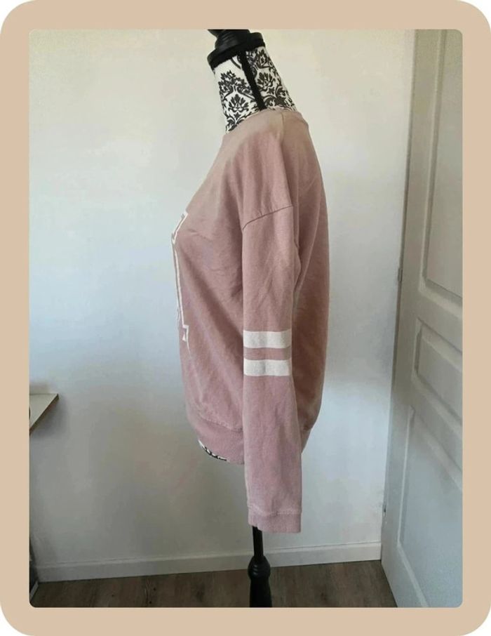 Pull&Bear Sweat rose à motif - Taille 36 - Très bon état - photo numéro 11