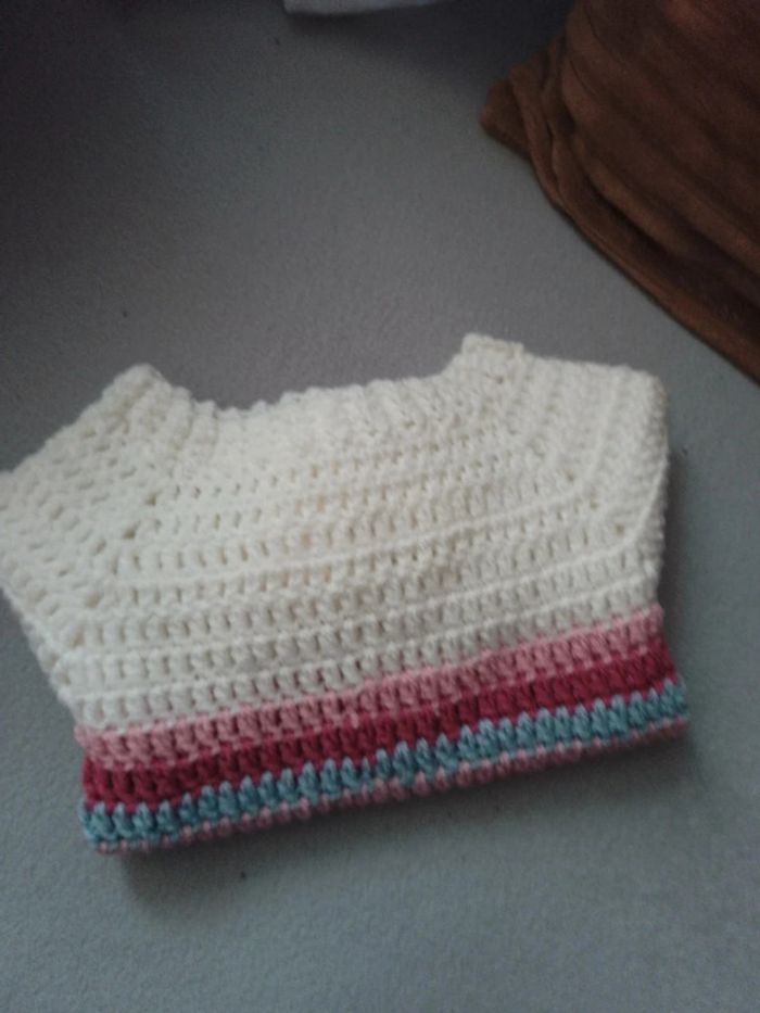 Pulle en laine fille 6/9 mois