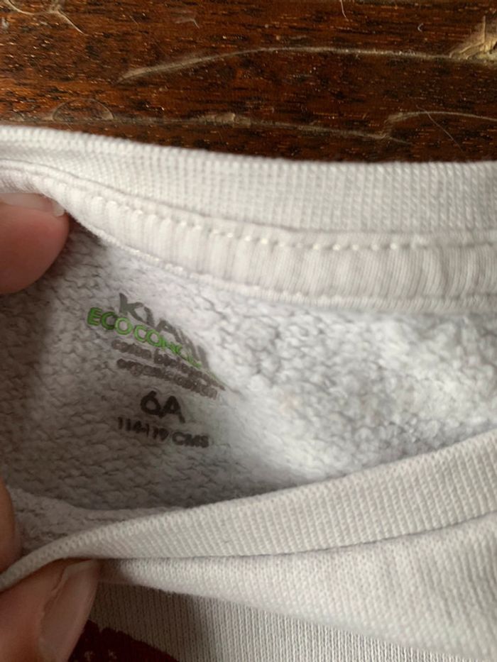 Pull fille dessin coeur - photo numéro 2