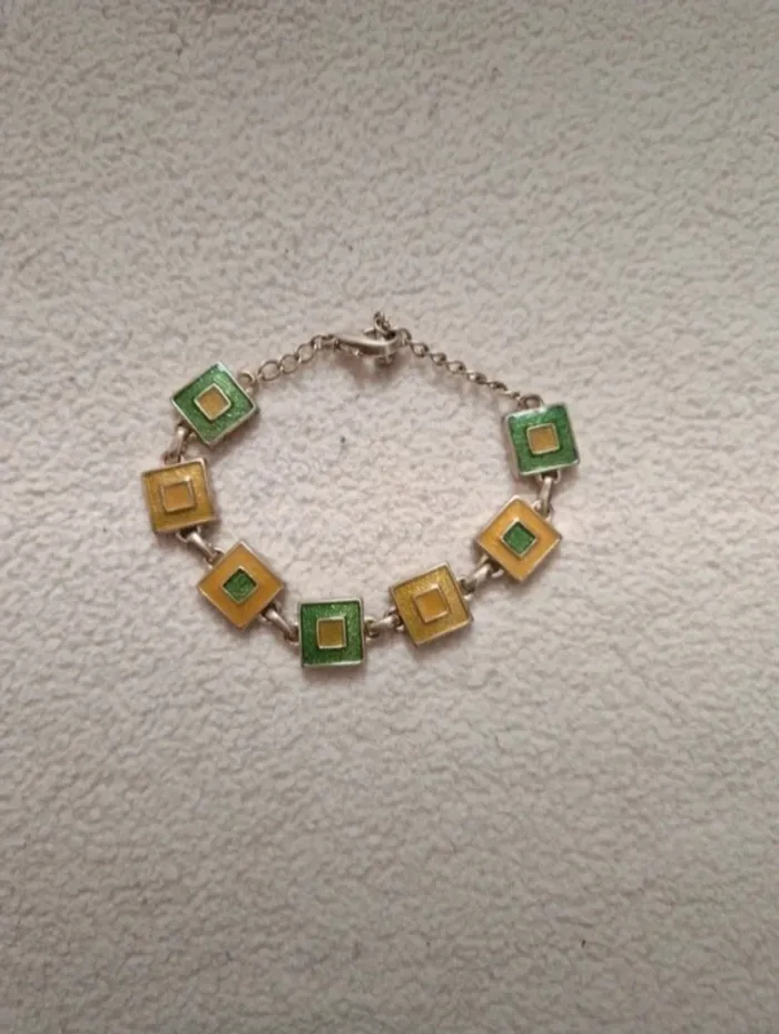 Jolie bracelet vert et jaune réglable