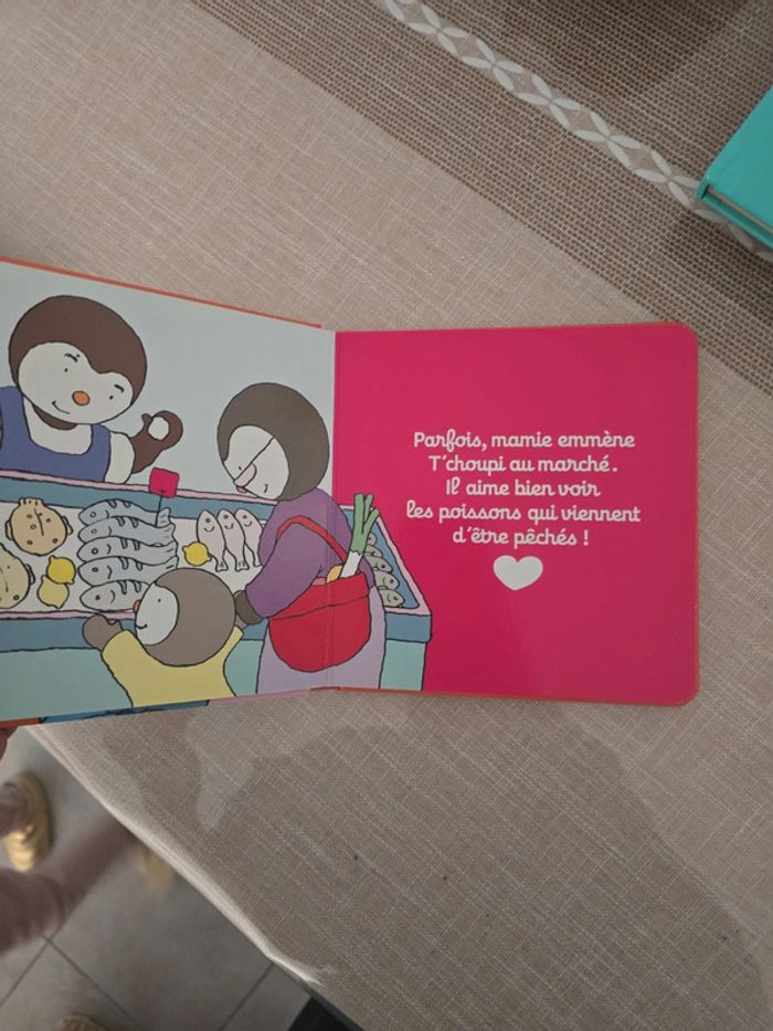 T'choupi aime mamie - livre tout carton - photo numéro 5