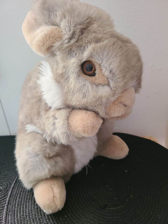 Lapin très doux Hauteur 37 cm (oreilles comprises)