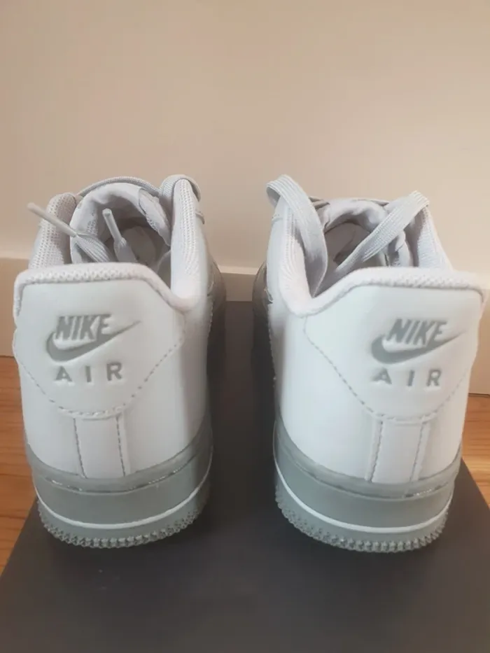 Nike Air Force 1 (37.5) - photo numéro 4