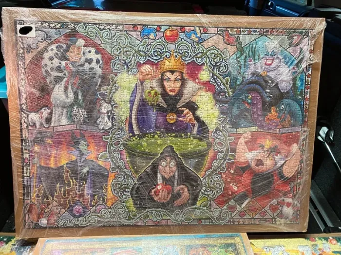 Puzzle collé Les Méchantes de Disney 75*55 cm