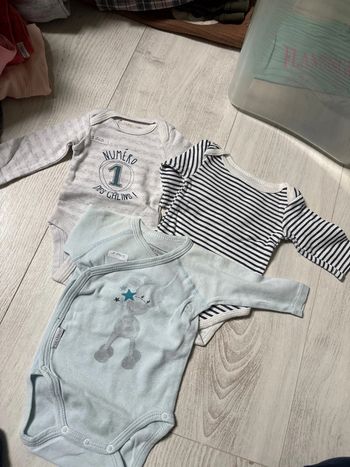 Lot de 3 body 1 mois