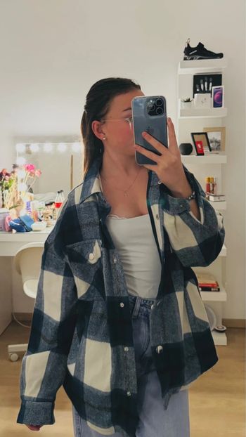 Chemise à carreaux bleu et blanche manches longues