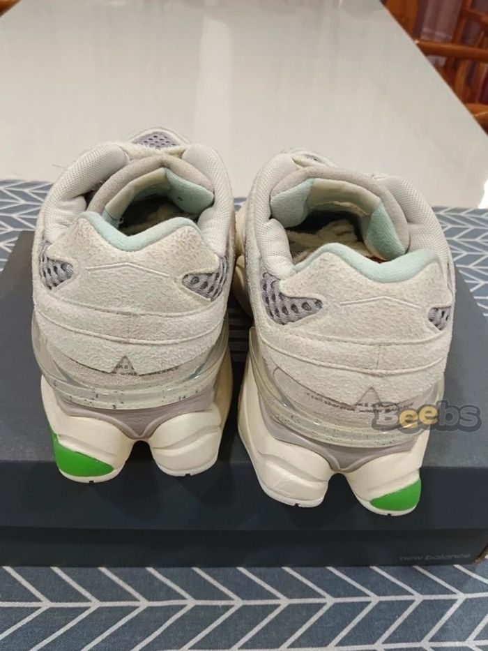 New Balance 9060 Taille 40 - photo numéro 4