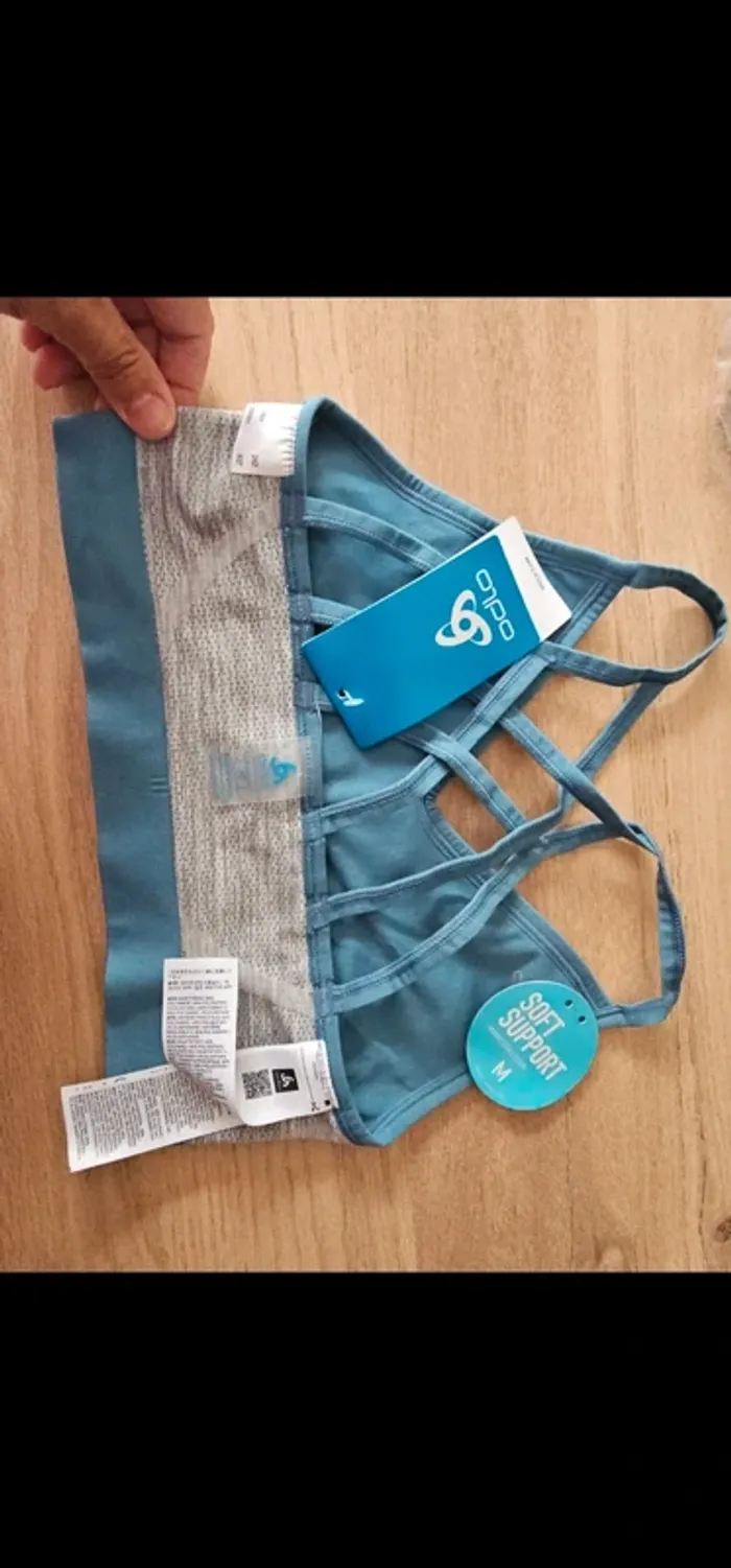 Brassière de sport ODLO réversible Seamless M femme neuve - photo numéro 2