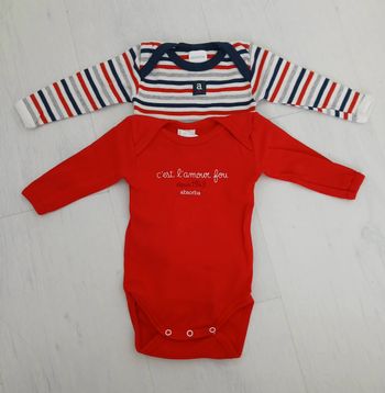 Bodys Absorba taille 3 mois Neufs