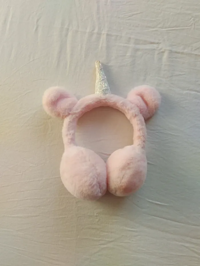 Cache oreilles - photo numéro 2