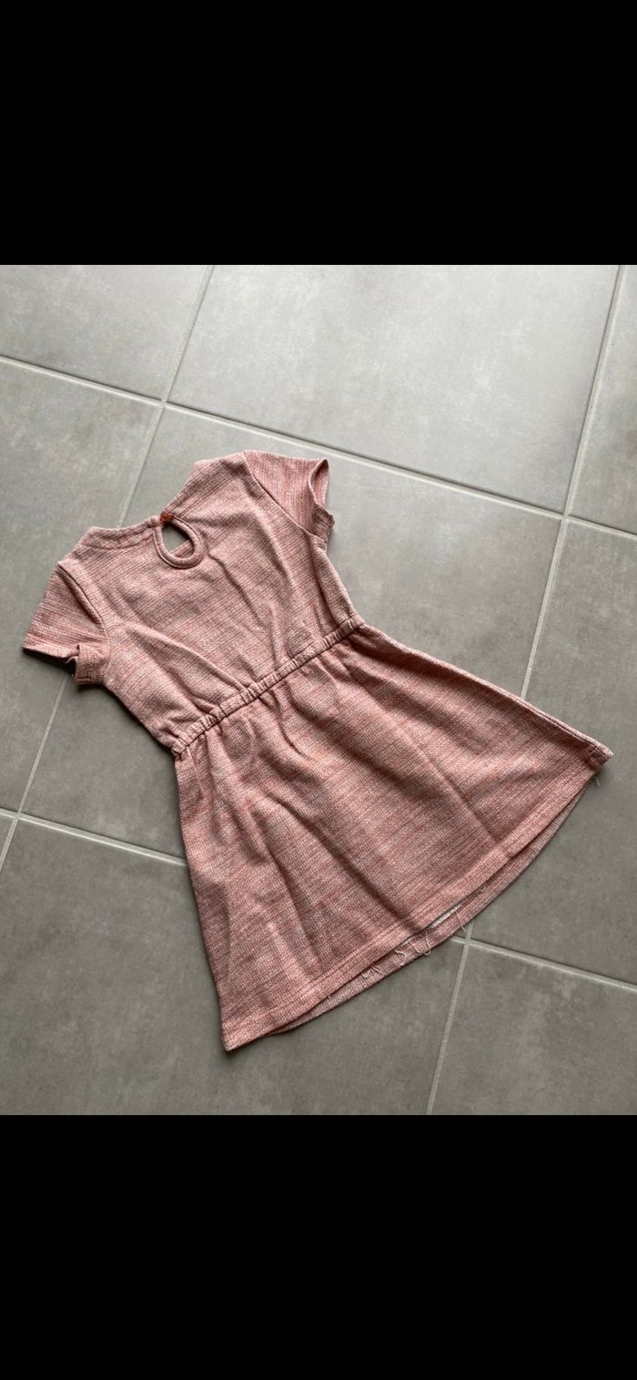 Robe pailleté Kiabi 4 ans - photo numéro 10