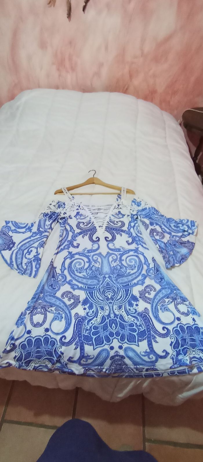 Robe femme jamais portée