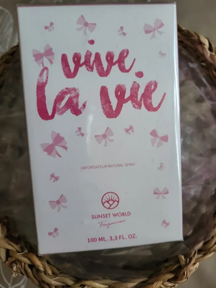 Eau de toilette pour femme 100 ml