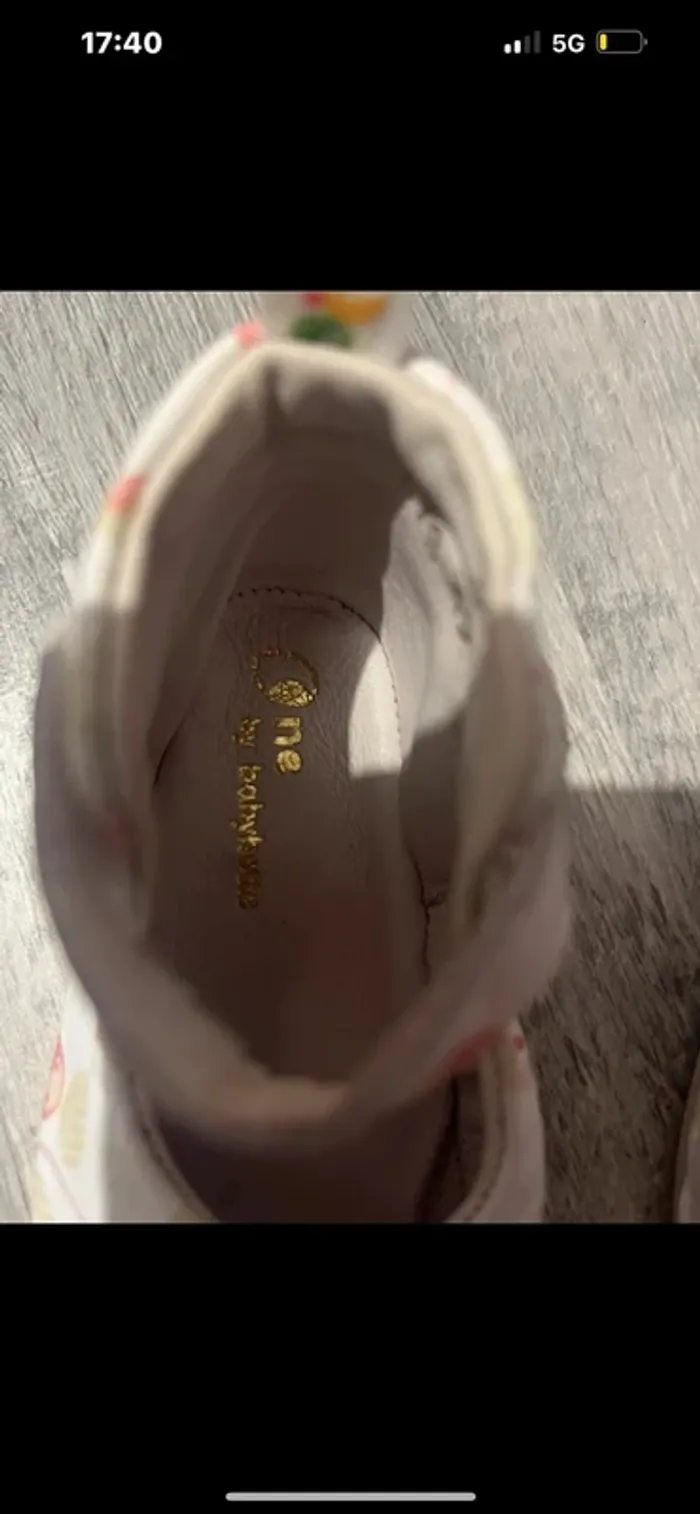 Chaussons 4 pattes taille 17 - photo numéro 2