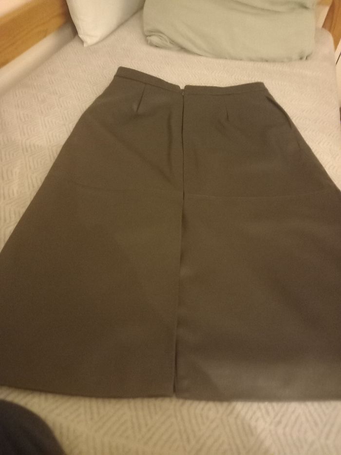 Vend jupes - photo numéro 2