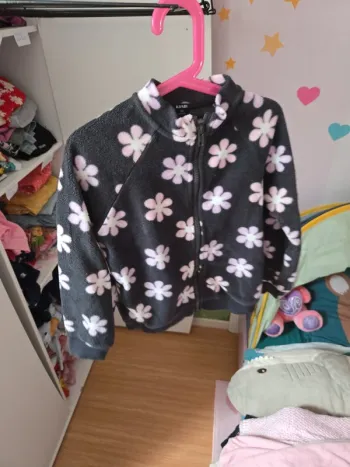 Polaire kiabi taille 8 ans