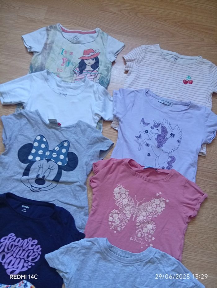 Lot 12 t shirt fille 5ans - photo numéro 3