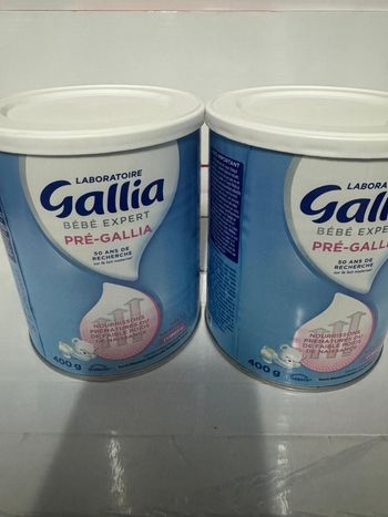 2 boîtes de lait Pré-Gallia nourrisson prématuré ou faible poids de naissance.