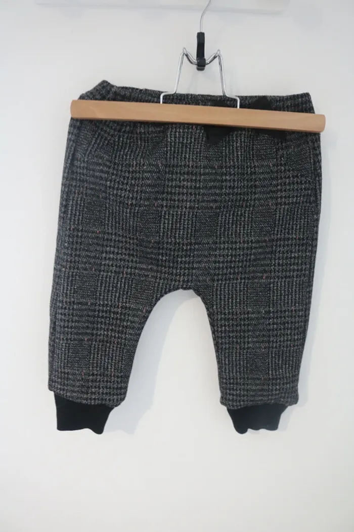 Ensemble pull Kiabi et pantalon Gémo 18 mois - photo numéro 2