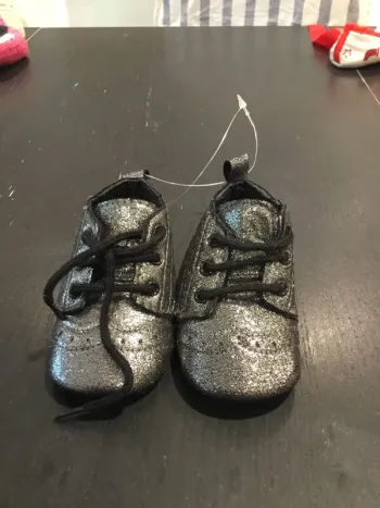 Chaussures bébé 16/17