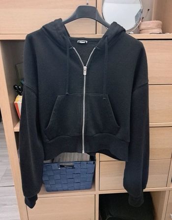 Sweat crop top noir Pimkie taille 38