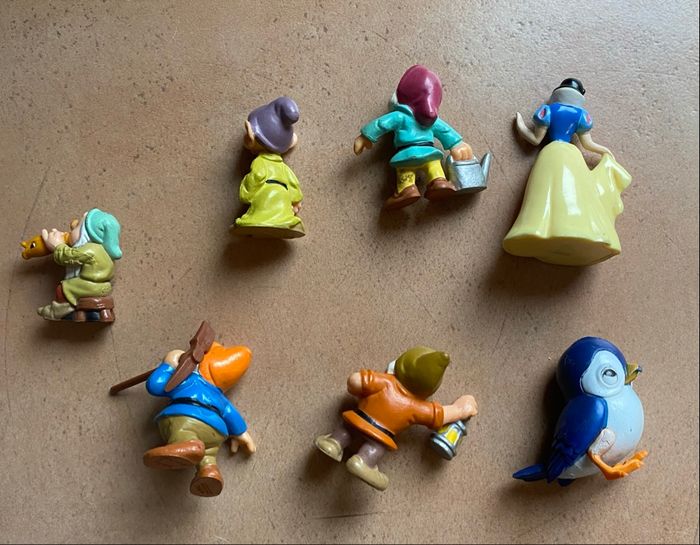 Lot figurines Blanche Neige vintage - photo numéro 2