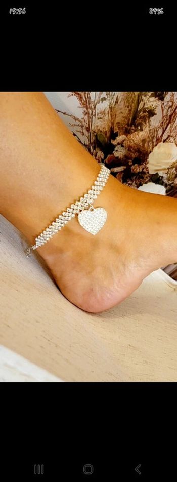 Bracelet de cheville strass coeur – Bijou brillant et féminin