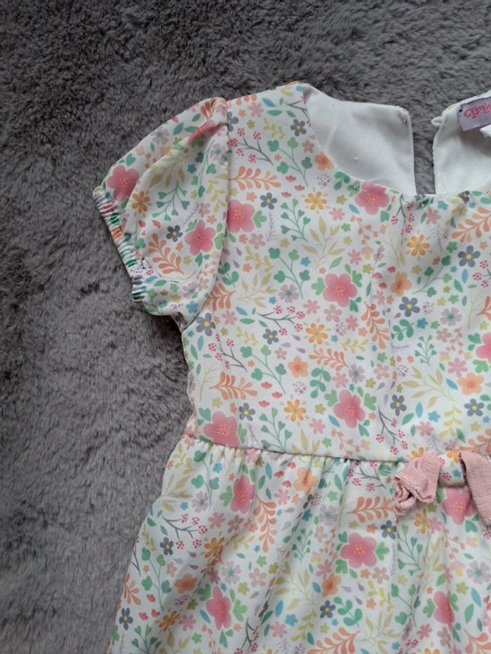 Robe fleurie 24 mois - photo numéro 5