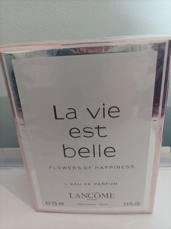 Parfum femme la vie est belle Lancôme