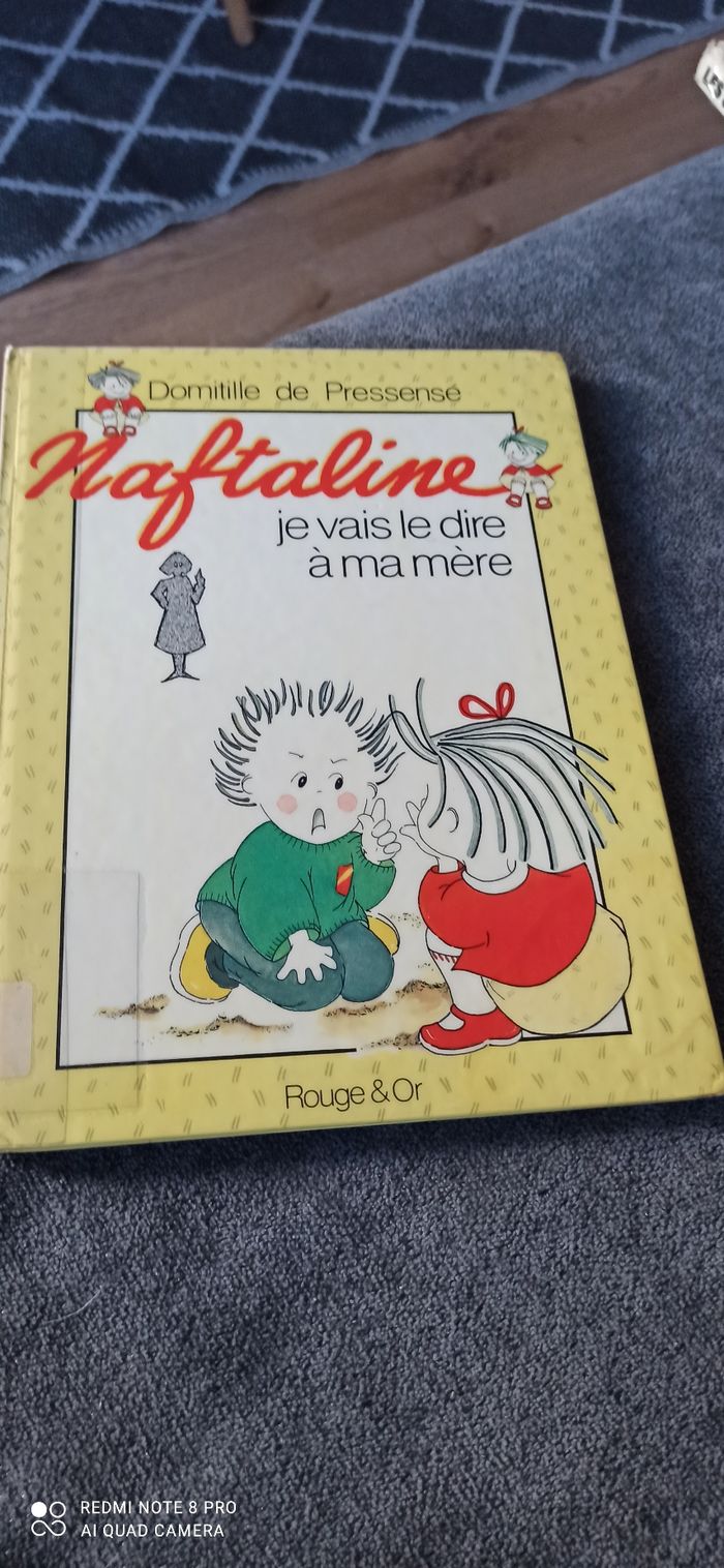Livre naftaline