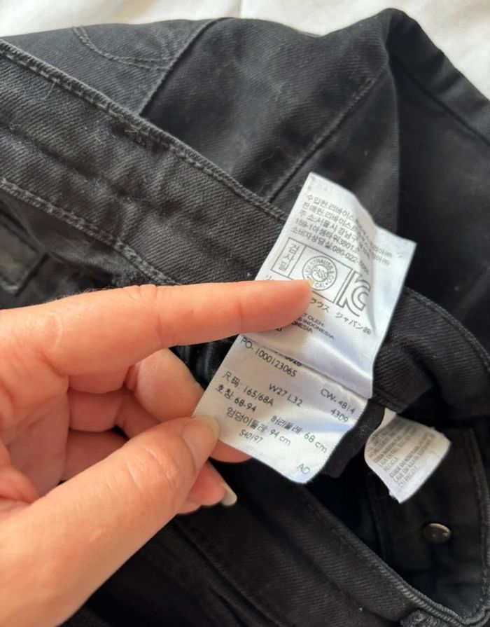 Jean levi’s noir demi curve slim femme mi taille / taille basse taille S/36 L32 - photo numéro 10