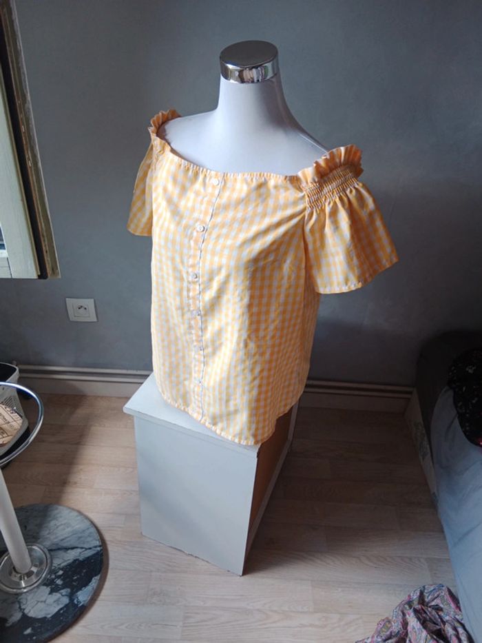 Tee-shirt épaules dénudées 🌸