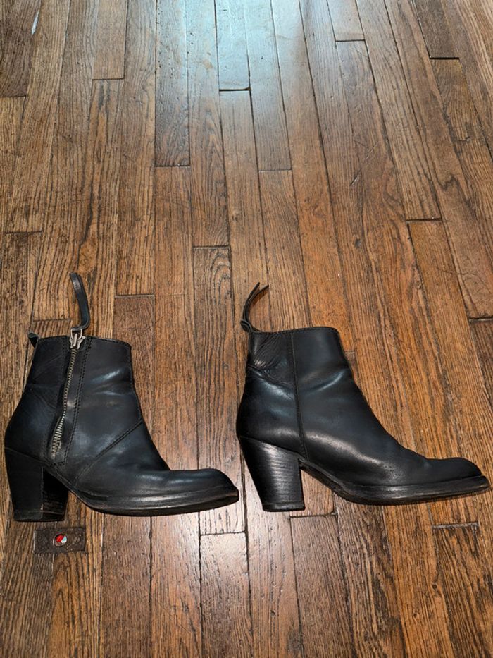 Boots en cuir acne modèle pistol  Taille 37 - photo numéro 5