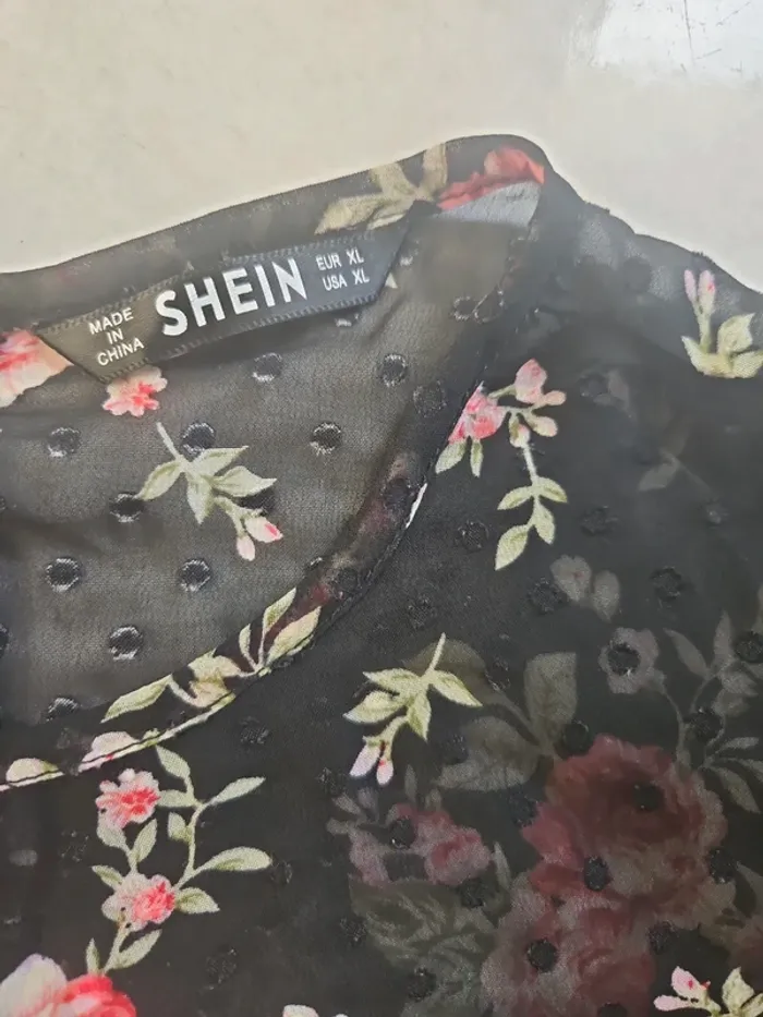 Robe shein / robe fleurie - photo numéro 3