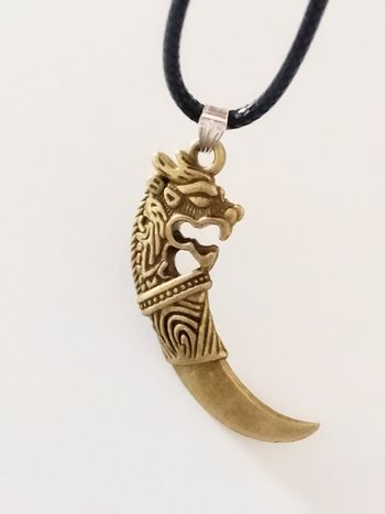 Collier corde de cire + pendentif spirituel