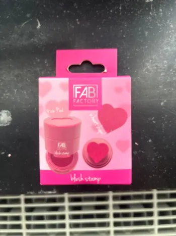 Tampon blush cœur neuf
