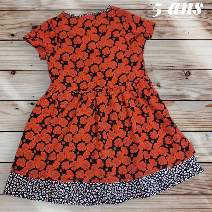 🌺 Robe fleurie Orchestra – Taille 5 ans 🌺 - photo numéro 2