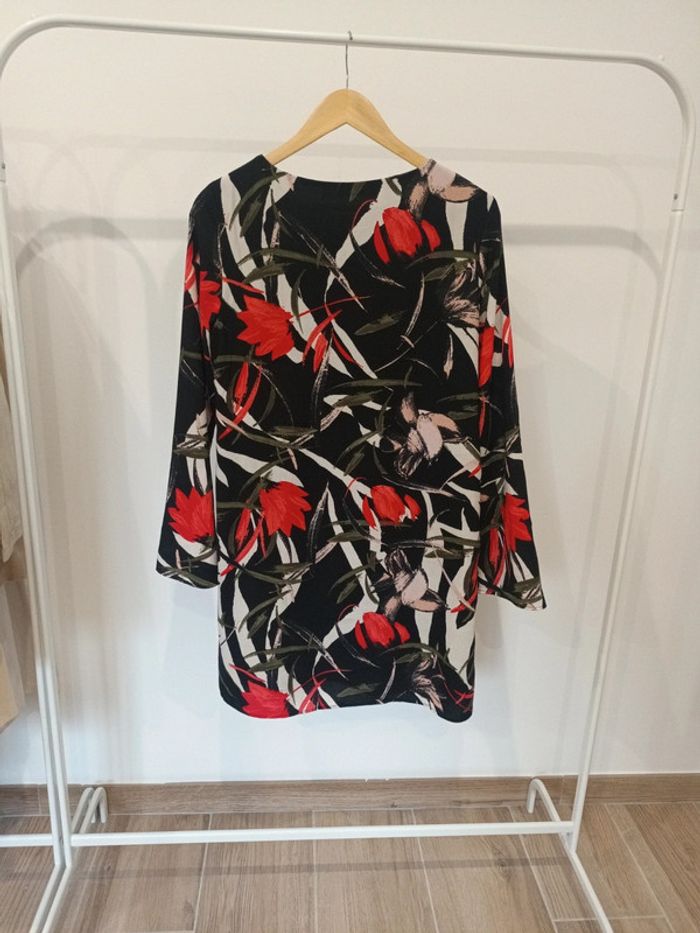 Jolie robe Vero Moda taille M neuve - photo numéro 3