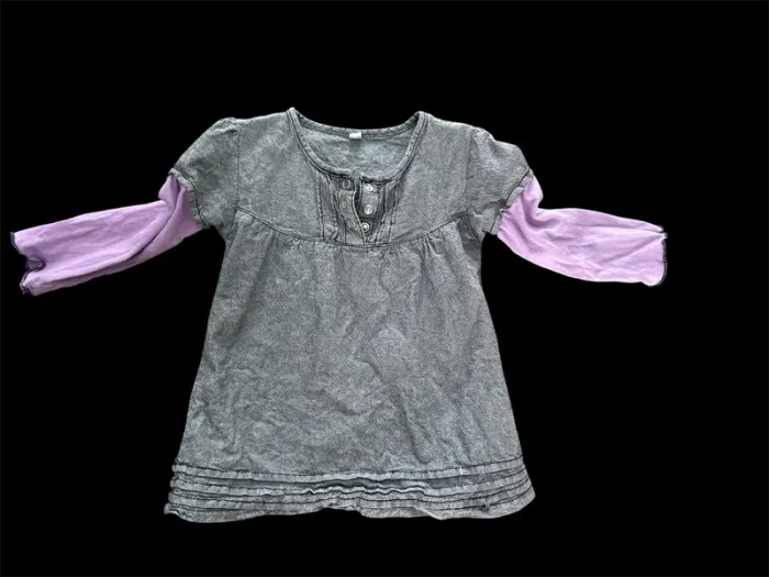 Jolie petite robe grise et violette