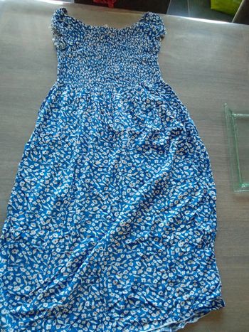Robe très peu porté