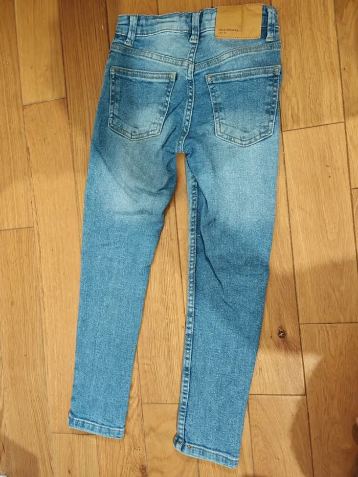 Jean slim bleu Zara Kids fille 👖 7 ans, confort et style casual - photo numéro 3