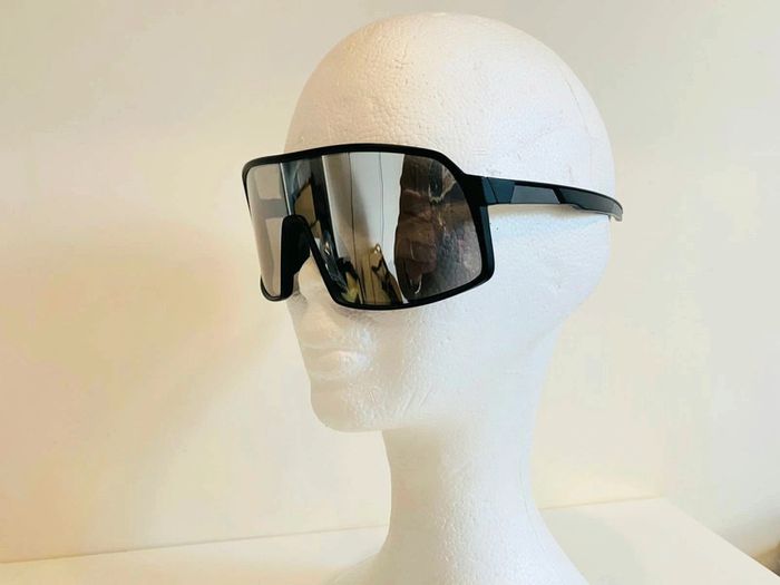 Lunette de soleil spots/ski/randonnée uvprotection catégorie 3 - photo numéro 2